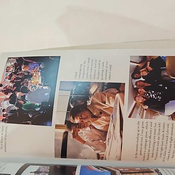 Becoming Michelle Obama 2021  Crown Trade Paperback Edition Inspiration Memoir - Picture 13 of 17